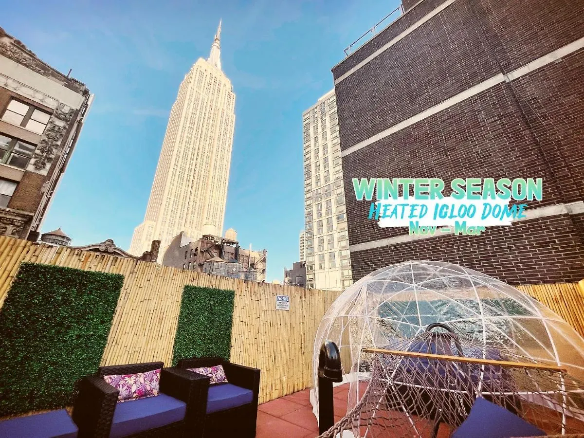 Hotel And The City, Rooftop City View New York