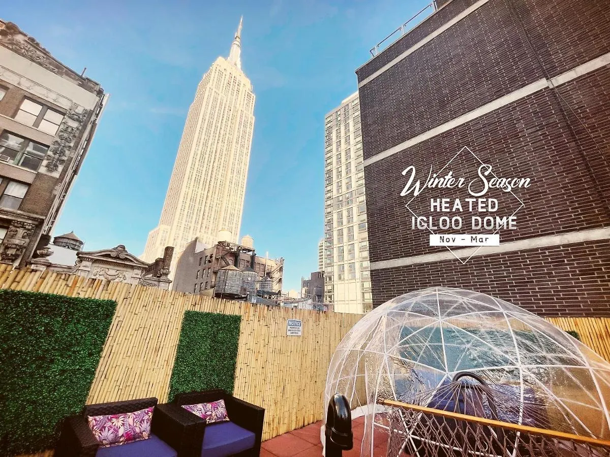 Hotel And The City, Rooftop City View New York